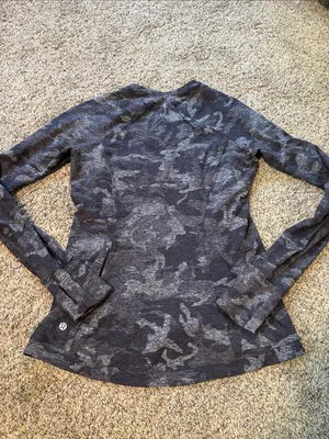 Lululemon Runderful Long Sleeve size 8 thumbnail 2