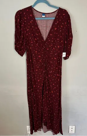 Old Navy Burgundy Puff-Sleeve V-Neck Midi Dress NWT NEW Large Burgundy Floral thumbnail 2