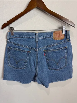Levis Med Wash Cutoff Jean Shorts No Tag 3" Inseam Waist Size 29" thumbnail 2