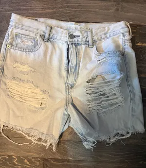 American Eagle Mom Shorts thumbnail 1
