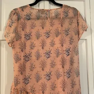 On twelfth floral ruffle shift dress size medium thumbnail 10