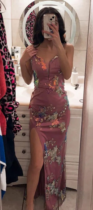 Iridescent Purple Prom Dress Size 6 thumbnail 1