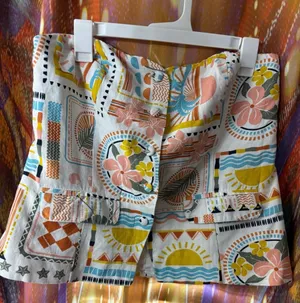 ✨TWO PIECE SET✨ Colorful Summer Top & Shorts Multiple Size XL thumbnail 1