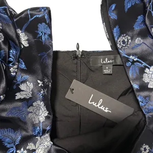 Lulus Dramatic Beauty Black Floral Jacquard Puff Sleeve Mini Dress, Size S thumbnail 4