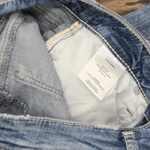 Silver Jeans Co. Mid Rise Curvy Fit Capri Jeans Luxe Stretch Indigo Blue 25x23 thumbnail 6
