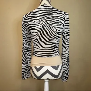 Princess Polly size 4 zebra top thumbnail 2