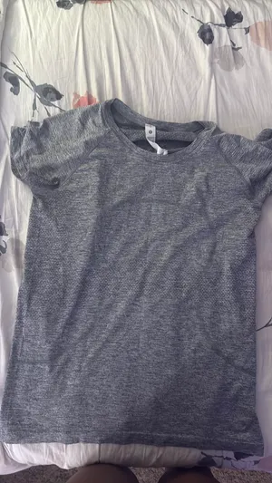 Lululemon Shirt Swiftly Short Sleeve Tech thumbnail 4