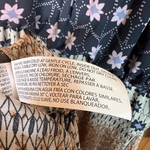 NWT DEX Maxi Dress 1X Navy Floral Boho Tiered‎ Puff Elastic Sleeves Flowy Spring thumbnail 9