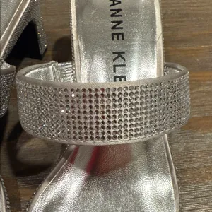 Anne Klein Women’s Sandals Size 5 New Silver Rhinestone‎ Block Heel Dressy thumbnail 6