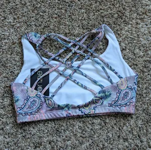 {Onzie} Brand New Chic Sports Bra thumbnail 7