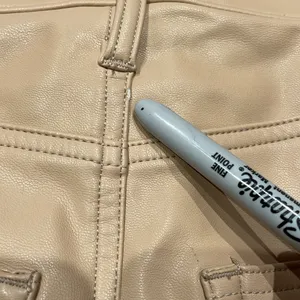 Abercrombie and Fitch Vegan Leather 90s Straight Ultra High Rise thumbnail 11
