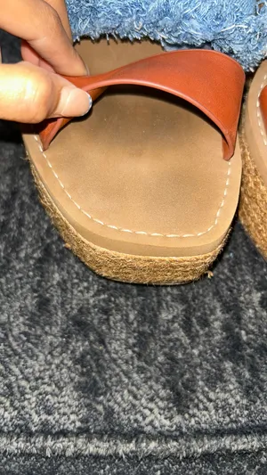 Steve Madden slide sandles thumbnail 4