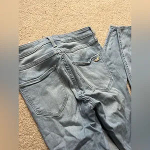 Hollister light wash jeggings thumbnail 4