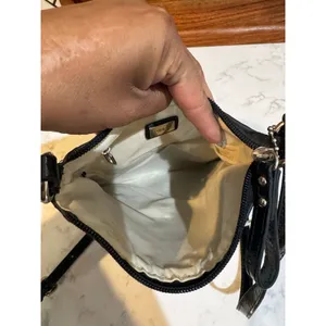 GUESS crossbody black purse silver "G" logo buckle matching flower charm VTG thumbnail 10