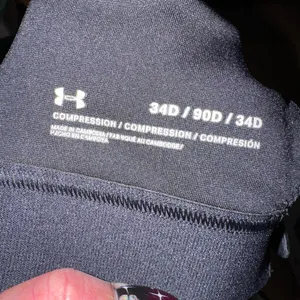 Crossback high sports bra thumbnail 9