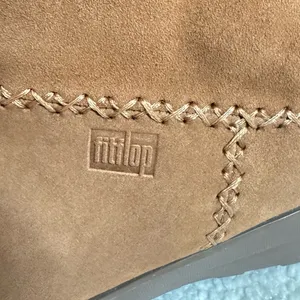 Women Fitflop Chestnut Winter Boots. Geat for Fall/Winter Season. Size 7.5 thumbnail 7