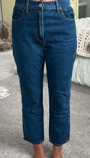 Abercrombie Ankle Straight Ultra High-Rise Curve Love thumbnail 1
