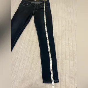Levi’s 711 skinny jeans size 27 EUC thumbnail 4