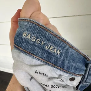 American Eagle Women’s 6 Baggy Jean thumbnail 6