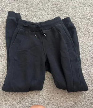 Lululemon Scuba Joggers thumbnail 1