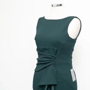 Betsy and Adam‎ Christine Scuba Crepe Ruffled Bow Gown thumbnail 9