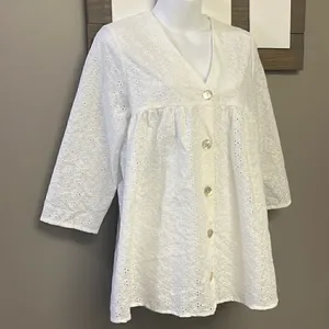 ZARA White Eyelet Flowy 3/4 Button Up Peplum Shirt- Small thumbnail 3