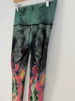 Teeki Tie Dye Feather Dreamcatcher Yoga Leggings Pants Small thumbnail 9