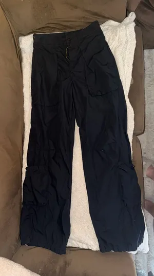H&M Pants Black Cargo thumbnail 1