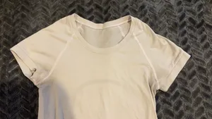 Lululemon Light Pink Swiftly Tech thumbnail 2