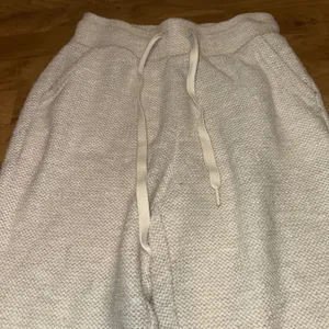 Aerie Offline Cozy Boucle Knit Joggers Drawstring Sweatpants Womens Size S Small thumbnail 2