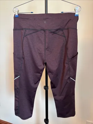 Xersion Maroon Capri Leggings with Reflective Accents thumbnail 4