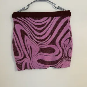Anthropologie‎ Skirt Fuzzy Rib Trim Waist Pink Wine Size Medium Funky Retro NWT thumbnail 9
