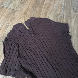 Brown Ribbed Romper Size L thumbnail 2
