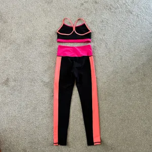 Lulus Goal-Oriented Black Color Block High Impact Leggings and sports bra‎ small thumbnail 3