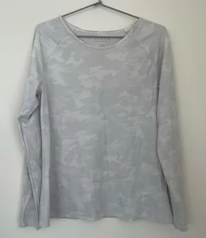 Spanx Sz L Swim Shirt Top Rash Guard UPF 50 Gray Camo Crew Neck Long Sleeve thumbnail 1