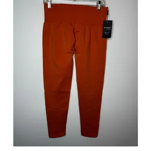 NVGTN Orange Contour Seamless Leggings & Crop Top Gym Set Workout Size XL New thumbnail 3