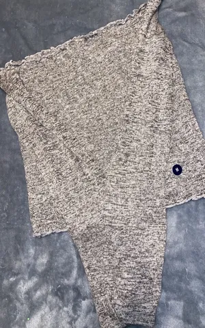 Hollister Off The Shoulder thumbnail 4