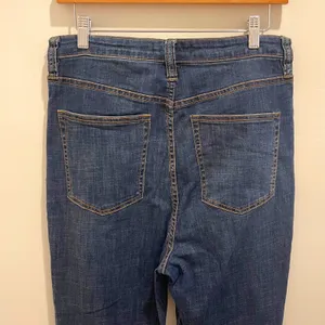 We The Free High‎ Rise Flare Jeans Dark Wash Button Fly Bell Bottoms thumbnail 5