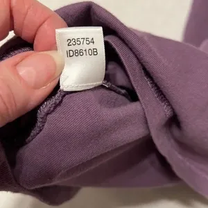 Loft szS pretty purple cap sleeve flower detail and decorative stitching EUC thumbnail 6