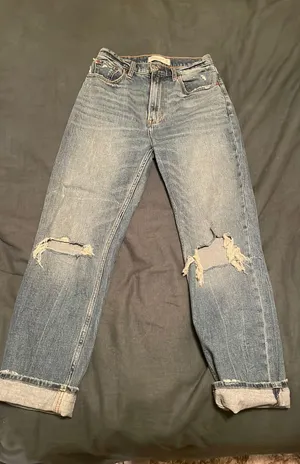 Straight Leg Jeans thumbnail 1