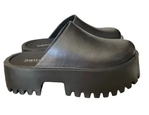 Portland Boot Company Clogie Black Foam Platform Lightweght Clogs size 7 thumbnail 1