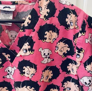 Retro Betty Boop Scrub Nursing Top Medical Pink Cartoon M Scrubs Nurse thumbnail 2