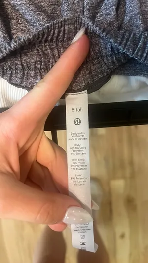 Heather Grey Lululemon Shorts Hotty Hot 4" thumbnail 4