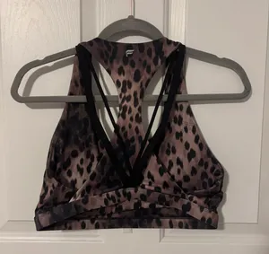 Fabletics Sportsbra thumbnail 2