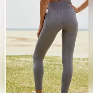 Free People Movement Good Karma Leggings Size XS/S thumbnail 2
