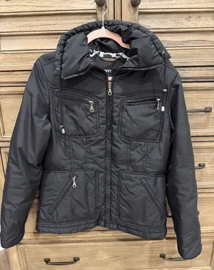 DKNY Puffer Black coat jacket size small , be proactive for fall & winter :) thumbnail 1
