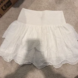 Universal Threads White Eyelet Tiered Smocked Mini Skirt thumbnail 1