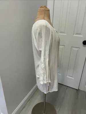 Solitaire Swim White Gauze Lace Cover Up Top thumbnail 4