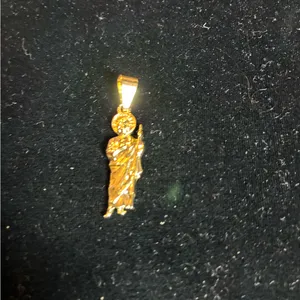 Jesus Pendant thumbnail 2