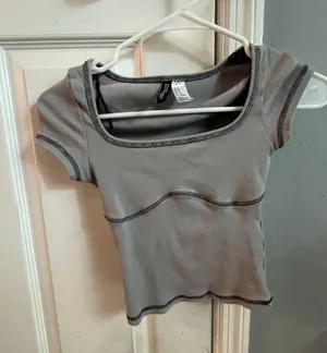 H&M Shirt thumbnail 1